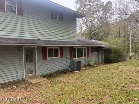 Exterior - 307 E Dewey Camp Rd, Florence, MS 39073 photo 2 of 2