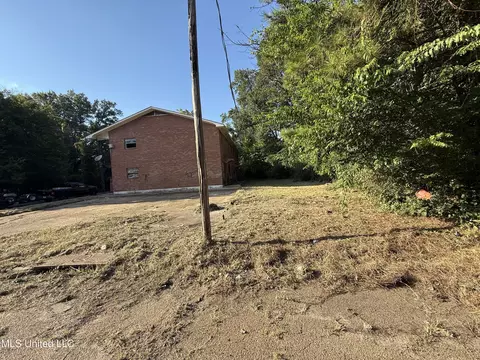 1850 Harrison Ave, Jackson, MS 39204 photo 5