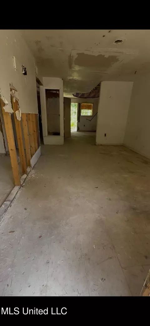 1850 Harrison Ave, Jackson, MS 39204 photo 2