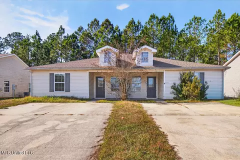 15127 Deer Creek Dr, Biloxi, MS 39532