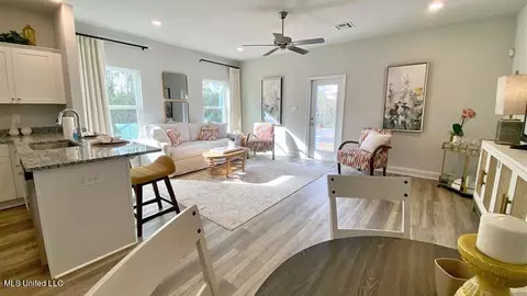 122 Debuys Rd, Biloxi, MS 39531 photo 18