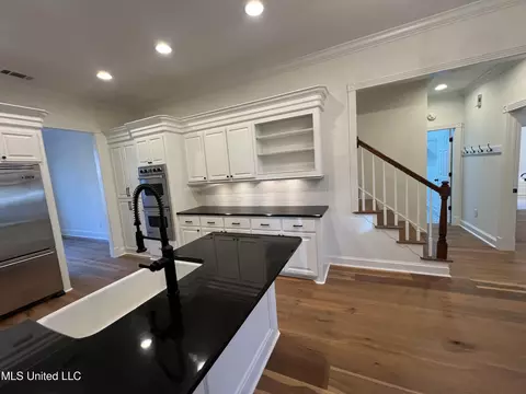 Kitchen - 113 Reserve Xing, Madison, MS 39110 photo 11 of 11