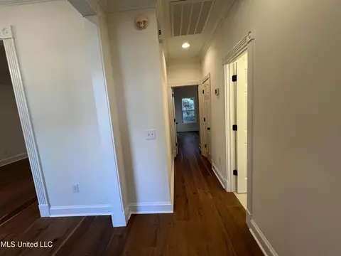 Entry Way - 113 Reserve Xing, Madison, MS 39110 photo 3 of 15