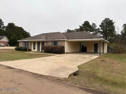 108 NE Woodgate Dr, Magee, MS 39111