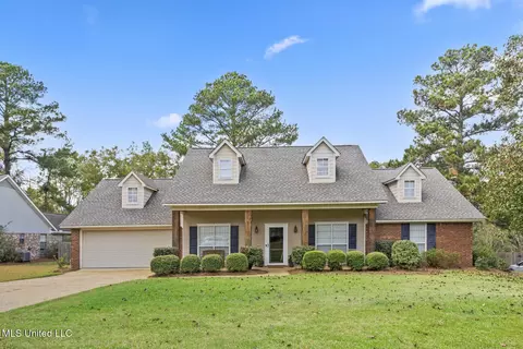 214 Indian Pines Ln, Madison, MS 39110
