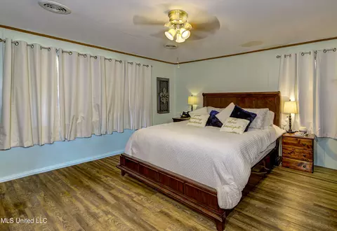 Bedroom - 704 Brenmar St, Brandon, MS 39042 photo 1 of 3