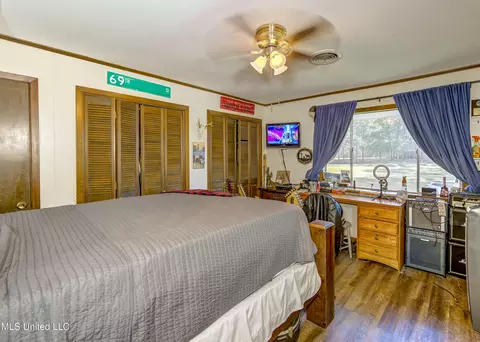 Bedroom - 704 Brenmar St, Brandon, MS 39042 photo 2 of 3