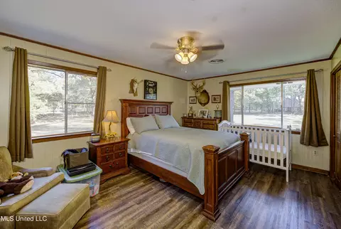 Bedroom - 704 Brenmar St, Brandon, MS 39042 photo 3 of 3