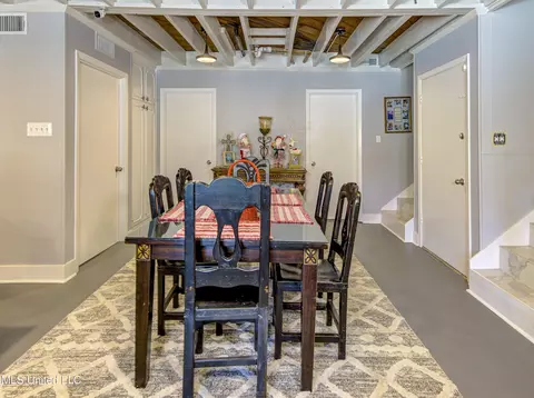 Dining - 704 Brenmar St, Brandon, MS 39042 photo 5 of 6