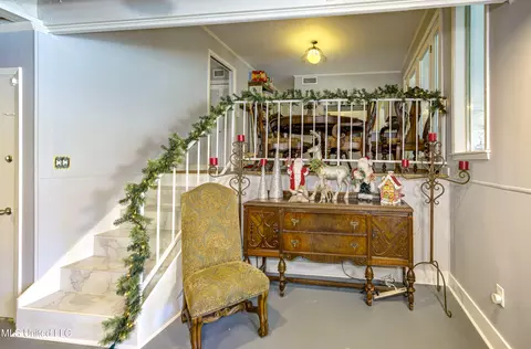 Dining - 704 Brenmar St, Brandon, MS 39042 photo 4 of 6