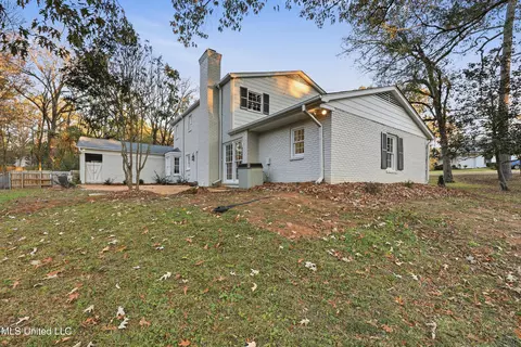 Exterior - 2040 Brecon Dr, Jackson, MS 39211 photo 6 of 6