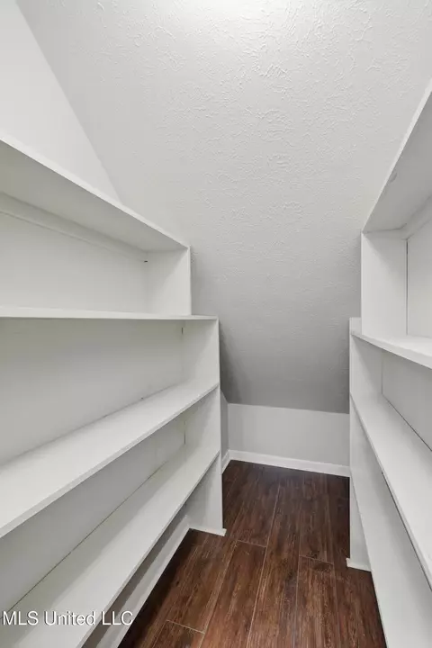 Other - 2040 Brecon Dr, Jackson, MS 39211 photo 6 of 17