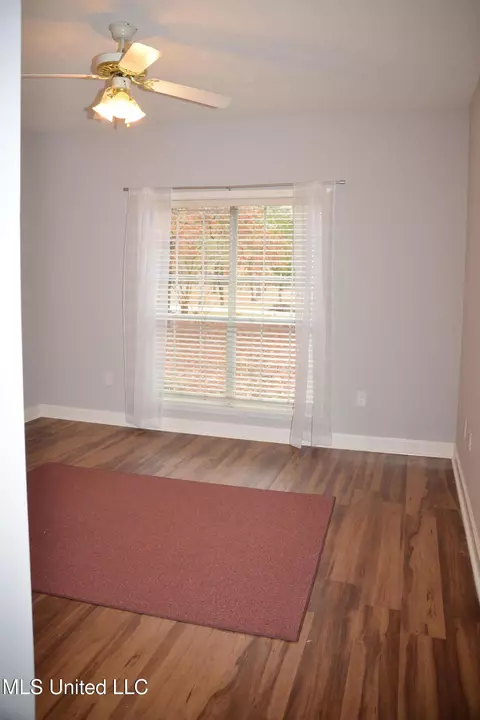 Bedroom - 105 Fox Run Rd, Brandon, MS 39047 photo 3 of 3