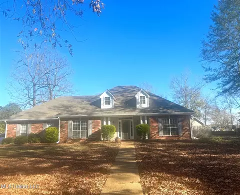 105 Fox Run Rd, Brandon, MS 39047