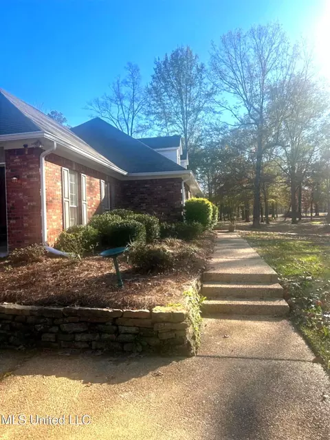 Other - 105 Fox Run Rd, Brandon, MS 39047 photo 7 of 8