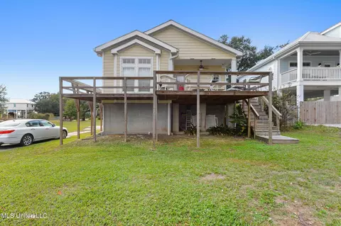 406 S Nicholson Ave, Long Beach, MS 39560
