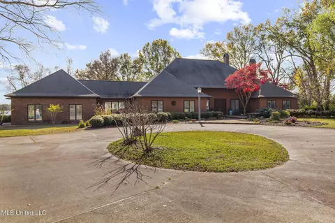 Exterior - 108 Cove Ln, Madison, MS 39110 photo 17 of 21