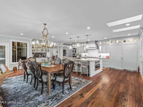 Dining - 108 Cove Ln, Madison, MS 39110 photo 2 of 4
