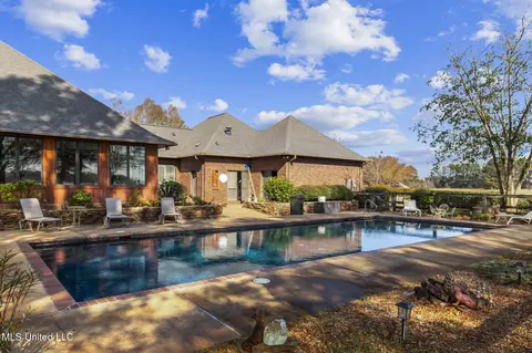 Exterior - 108 Cove Ln, Madison, MS 39110 photo 4 of 21