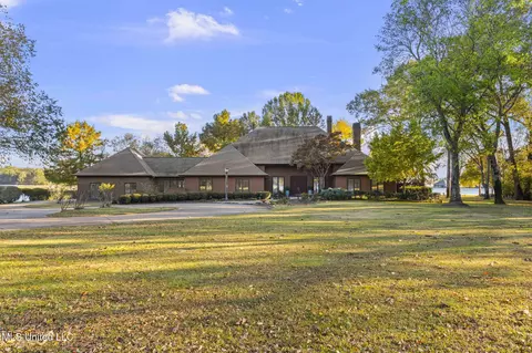 Exterior - 108 Cove Ln, Madison, MS 39110 photo 19 of 21