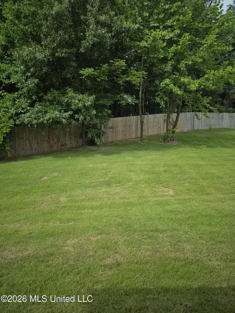 Exterior - 7720 Ferndale Dr, Olive Branch, MS 38654 photo 3 of 3