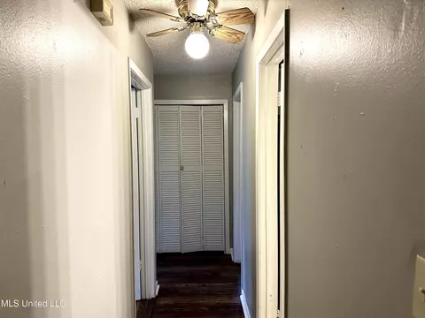 Entry Way - 109 11th St, Mccomb, MS 39648 photo 1 of 1