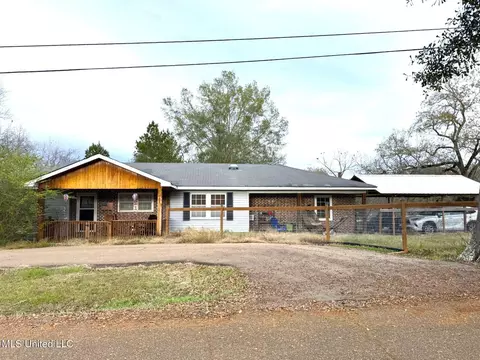 121 Hensley Rd, Natchez, MS 39120