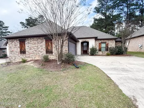 Exterior - 961 Willow Grande Cir, Brandon, MS 39047 photo 2 of 5