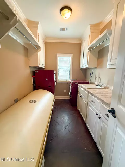 Other - 961 Willow Grande Cir, Brandon, MS 39047 photo 7 of 9