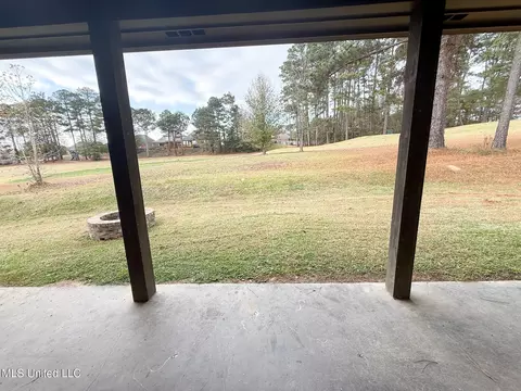 Exterior - 961 Willow Grande Cir, Brandon, MS 39047 photo 3 of 5