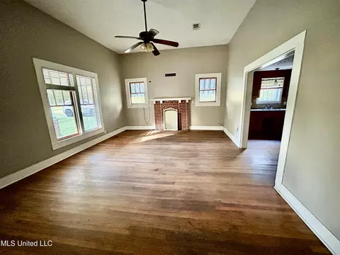 3798 Front St, Silver Creek, MS 39663