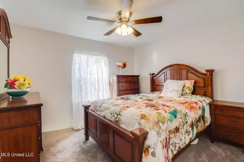 Bedroom - 2082 Juniper Dr, Biloxi, MS 39532 photo 3 of 3