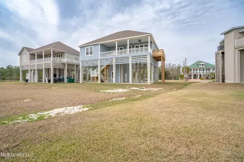 Exterior - 1324 Enos St, Diamondhead, MS 39525 photo 14 of 21