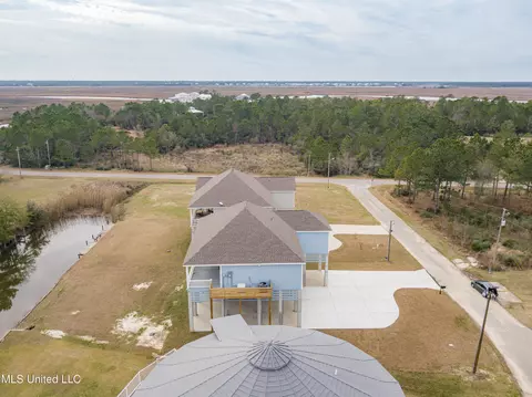 View/Area - 1324 Enos St, Diamondhead, MS 39525 photo 3 of 17
