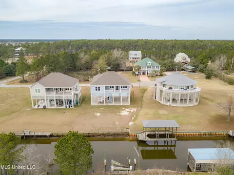 View/Area - 1324 Enos St, Diamondhead, MS 39525 photo 6 of 17