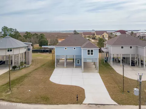 Exterior - 1324 Enos St, Diamondhead, MS 39525 photo 20 of 21