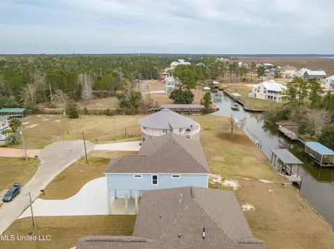 View/Area - 1324 Enos St, Diamondhead, MS 39525 photo 8 of 17