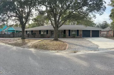 226 Boggs Cir, Long Beach, MS 39560