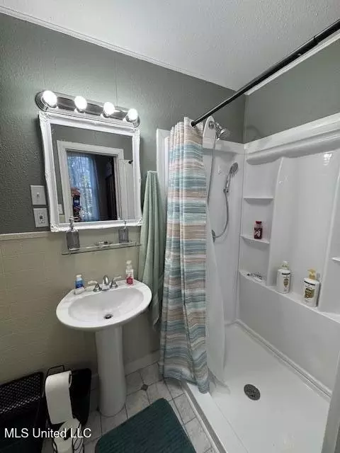 Bath - 510 Union St, Gloster, MS 39638 photo 1 of 5