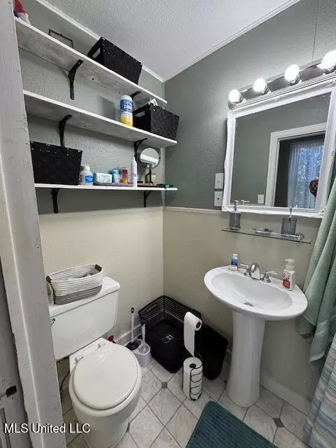 Bath - 510 Union St, Gloster, MS 39638 photo 2 of 5
