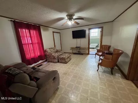 Living - 510 Union St, Gloster, MS 39638 photo 1 of 1