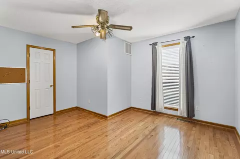 Bedroom - 4441 Big Horn Dr, Nesbit, MS 38651 photo 1 of 2