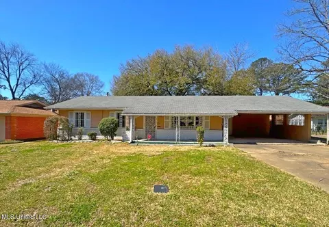 3761 Brinkley Dr, Jackson, MS 39213 photo 1