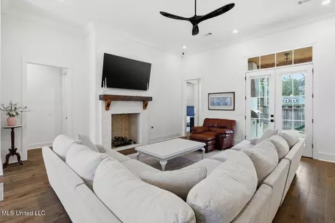 Other - 246 Arbor Trl, Brandon, MS 39047 photo 2 of 10