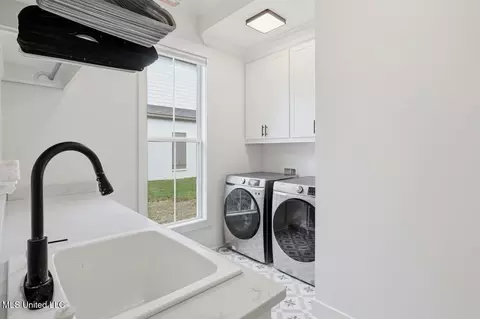 Other - 246 Arbor Trl, Brandon, MS 39047 photo 5 of 10