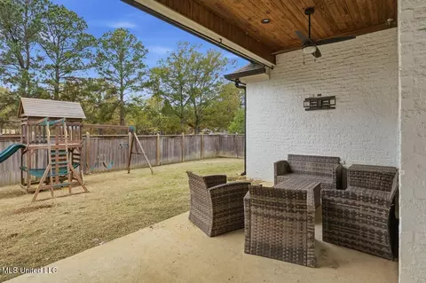 Exterior - 246 Arbor Trl, Brandon, MS 39047 photo 5 of 8
