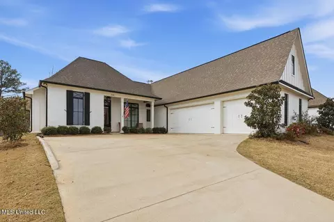 Exterior - 246 Arbor Trl, Brandon, MS 39047 photo 2 of 8
