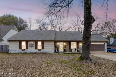 7286 Kingcrest Rd, Olive Branch, MS 38654