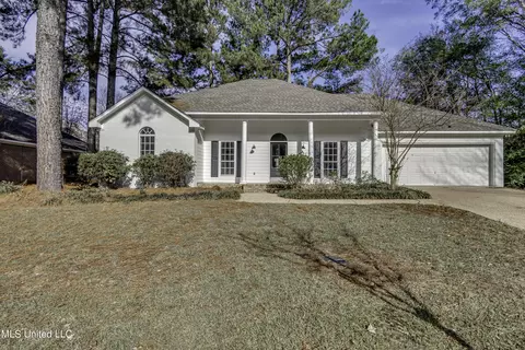 Exterior - 1116 Ellington Ct, Brandon, MS 39042 photo 3 of 11