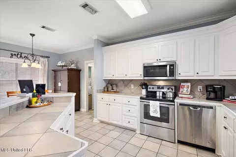 437 Old Town Cir, Brandon, MS 39042 photo 18